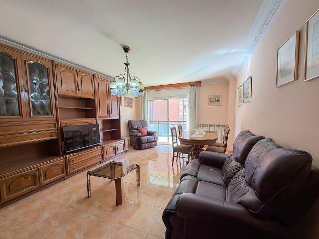 Piso en alquiler en calle Pau Claris, Tarragona, de 132 m² 4 habitaciones por 1.200