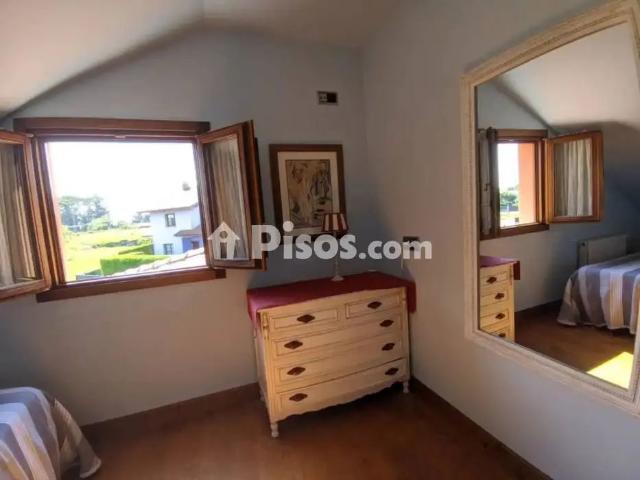 Piso en alquiler en Calle Poo, 52