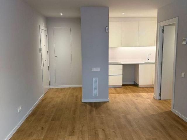 Piso en alquiler en calle Prat de la Manta, Hospitalet de Llobregat, L´, de 67 m² 2 habitaciones por 1.500