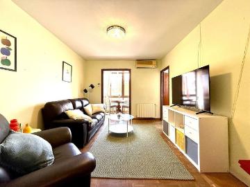 Piso en alquiler en calle Ps Maragall, Barcelona, de 65 m² 3 habitaciones por 1.800