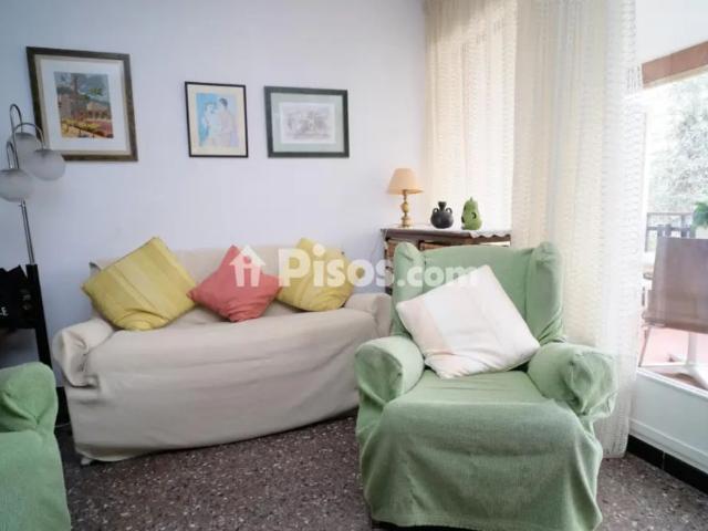 Piso en alquiler en Calle Riera