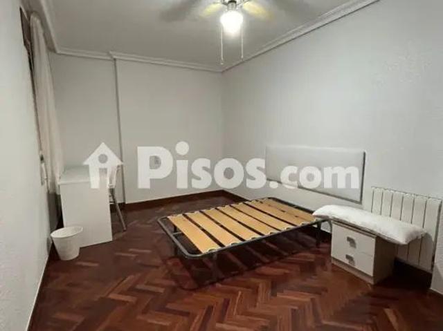 Piso en alquiler en Calle Ronda de Levante