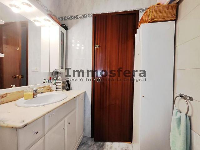 Piso en alquiler en calle Rosa Maria Moles, Tortosa, de 61 m² 3 habitaciones por 520