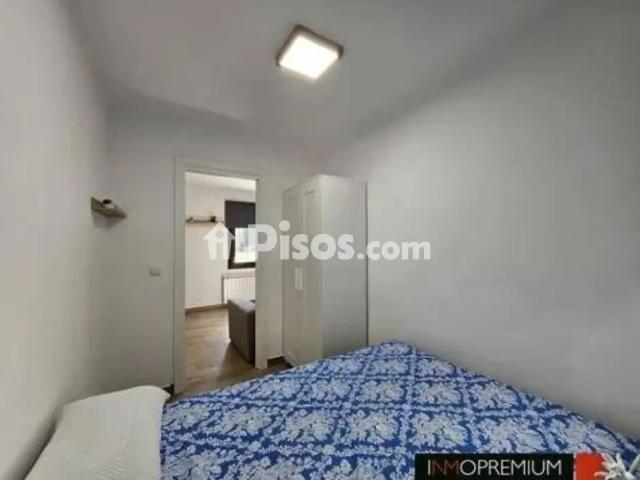 Piso en alquiler en Calle S Pedro, 17