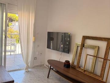 Piso en alquiler en calle Sabadell, Castelldefels, de 63 m² 1 habitación por 1.500