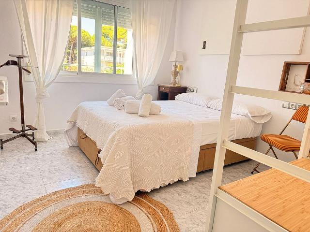 Piso en alquiler en calle Sabadell, Castelldefels, de 63 m² 1 habitación por 1.500