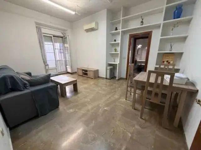 Piso en alquiler en Calle San Antón, cerca de Calle Duende