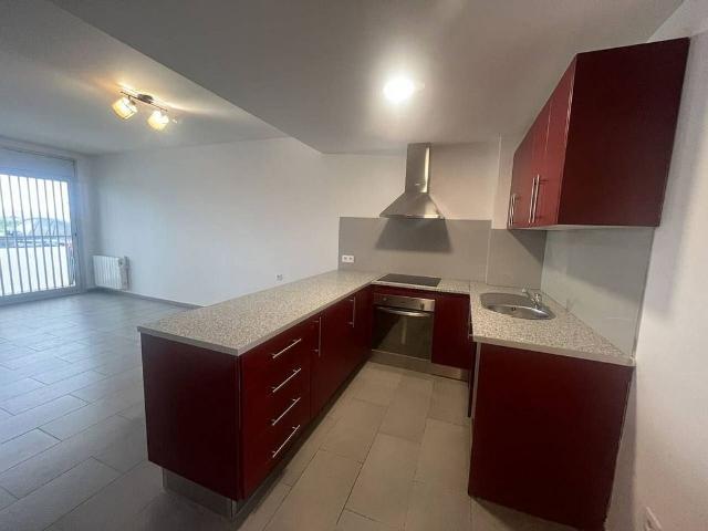 Piso en alquiler en calle, Sant Feliu Sasserra, de 65 m² 2 habitaciones por 700