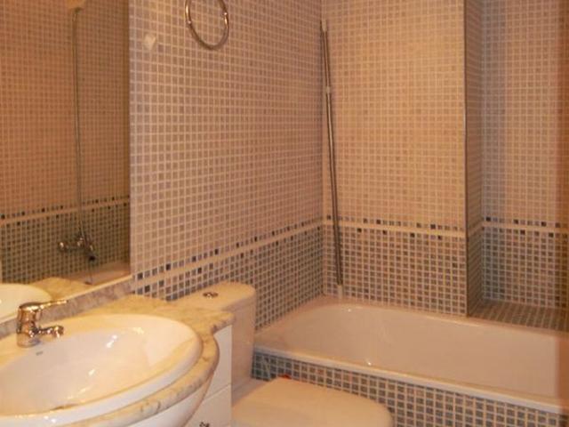 Piso en alquiler en calle Sant Martí, Lleida, de 40 m² 1 habitación por 430
