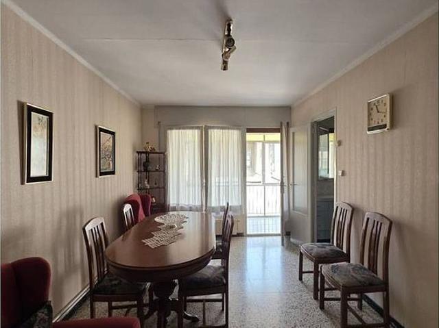 Piso en alquiler en calle Sant Víctor, Sallent, de 104 m² 3 habitaciones por 895