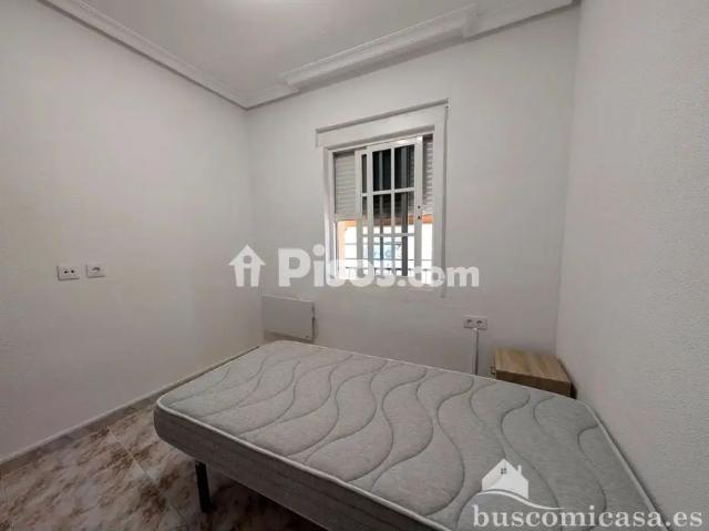 Piso en alquiler en Calle Santa Engracia
