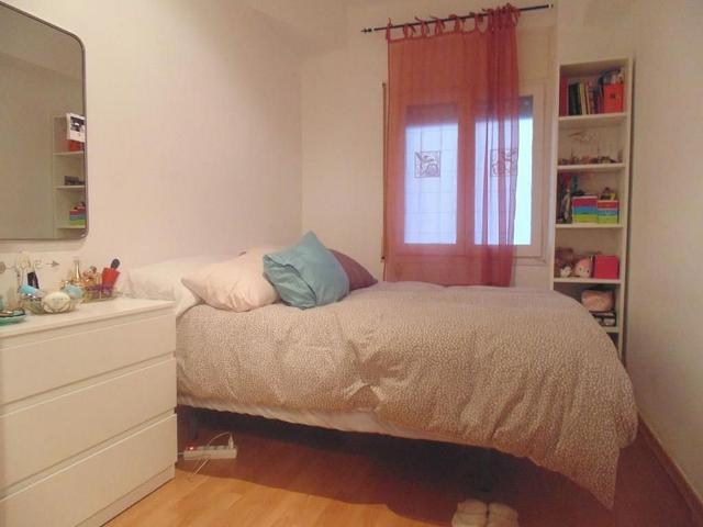 Piso en alquiler en calle Santiago Apostol, Hospitalet de Llobregat, L´, de 30 m² 1 habitación por 725