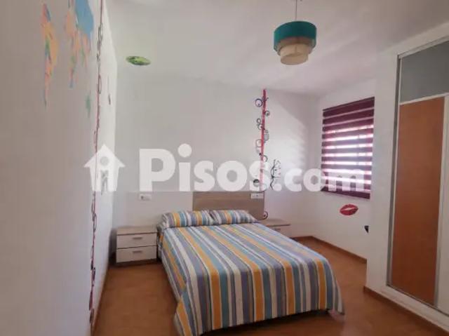 Piso en alquiler en Calle Santo Entierro, 43