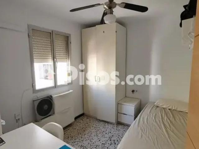 Piso en alquiler en Calle Sierra de Gata, 16