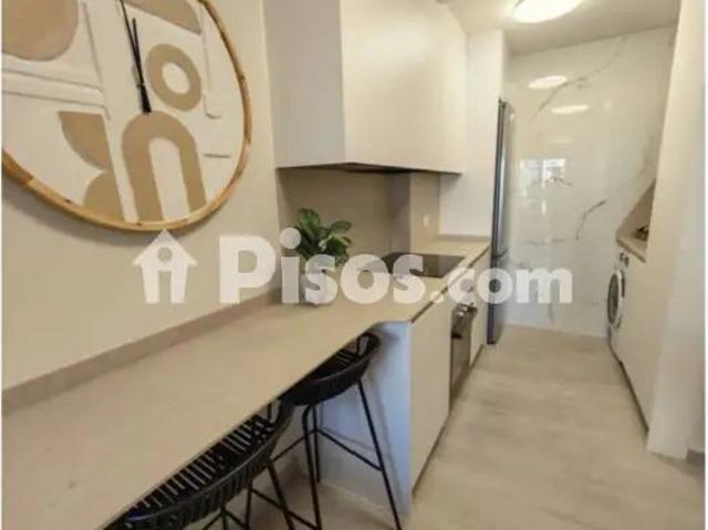 Piso en alquiler en Calle Sierra Pico del Águila, 7