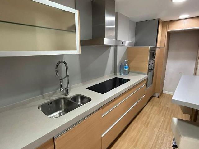 Piso en alquiler en calle Sorres de Les, Torrelles de Llobregat, de 79 m² 3 habitaciones por 1.199