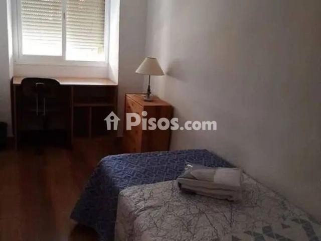 Piso en alquiler en Calle Tarfia