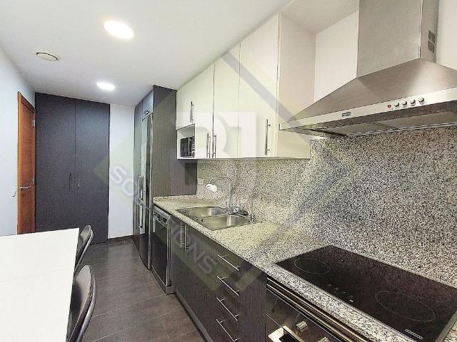 Piso en alquiler en calle Unió, Mataró, de 106 m² 4 habitaciones por 1.670