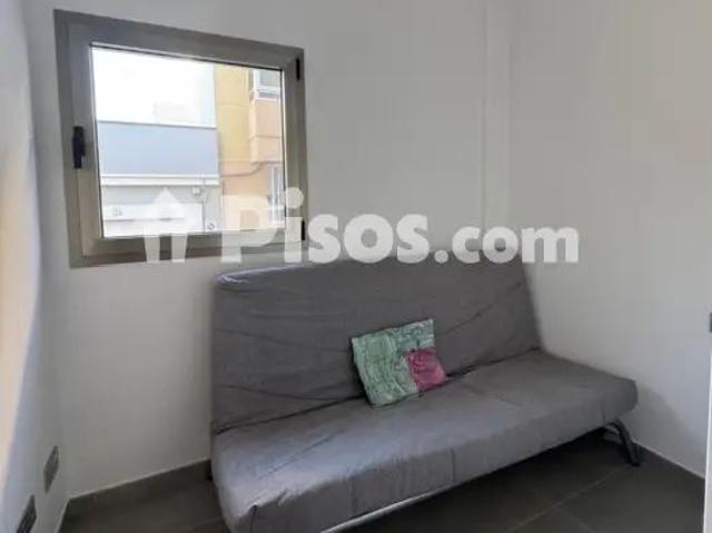 Piso en alquiler en Calle Valencia