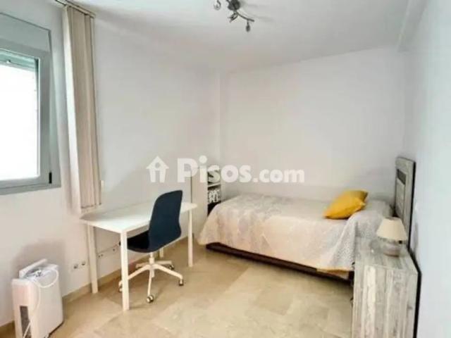 Piso en alquiler en Calle Velarde