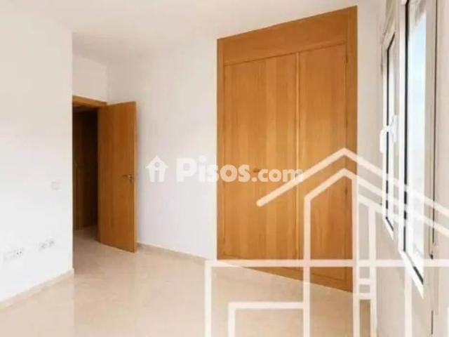Piso en alquiler en Calle Vistahermosa, 35