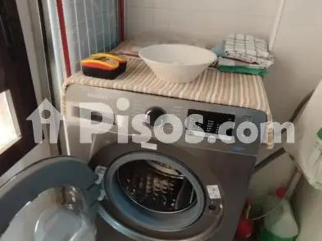 Piso en alquiler en Calle Zambrana