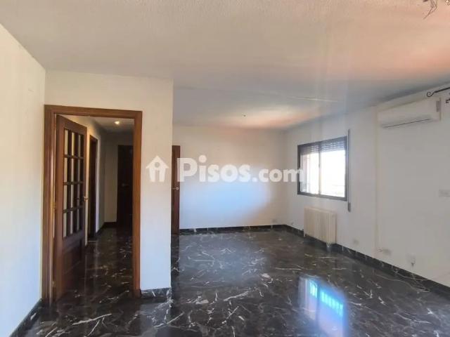 Piso en alquiler en Camino de Ronda, cerca de Pasaje de la Luz