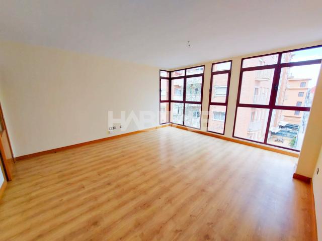 Piso en alquiler en Camins al Grau