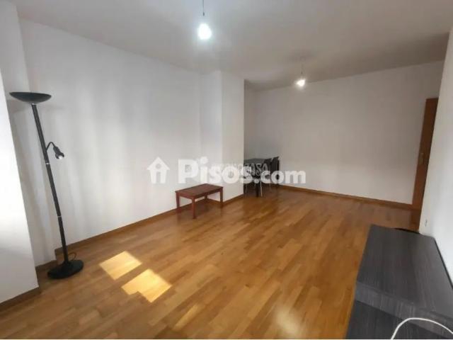 Piso en alquiler en Campo de La Juventud Santiago