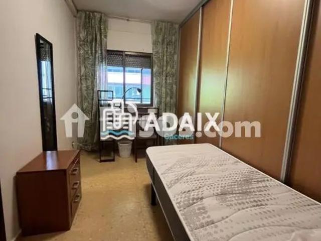 Piso en alquiler en Cánovas