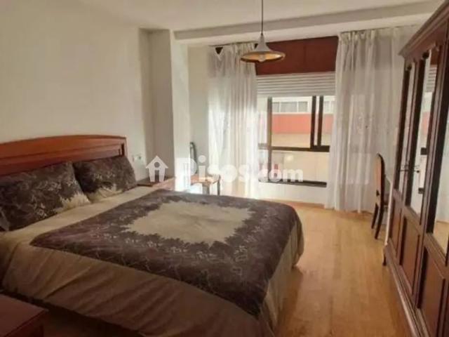 Piso en alquiler en Canido
