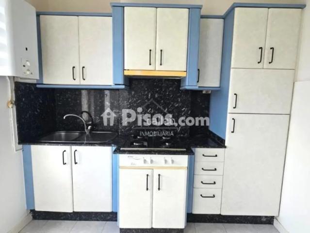 Piso en alquiler en Canido