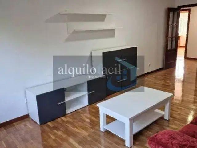 Piso en alquiler en Cascajos Piqueras