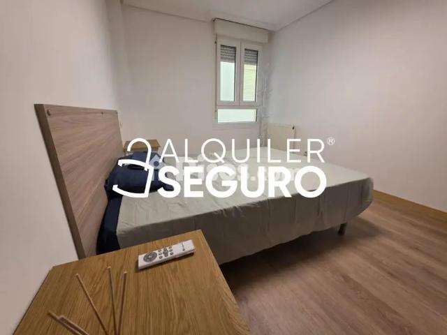 Piso en alquiler en Casco Antiguo