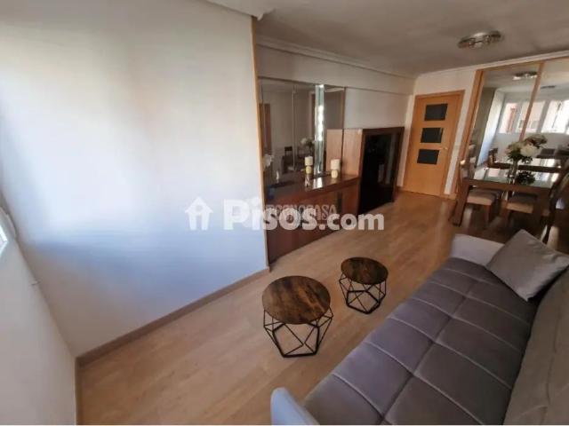 Piso en alquiler en Casco Antiguo