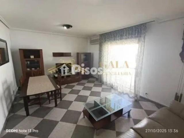 Piso en alquiler en Casco Antiguo