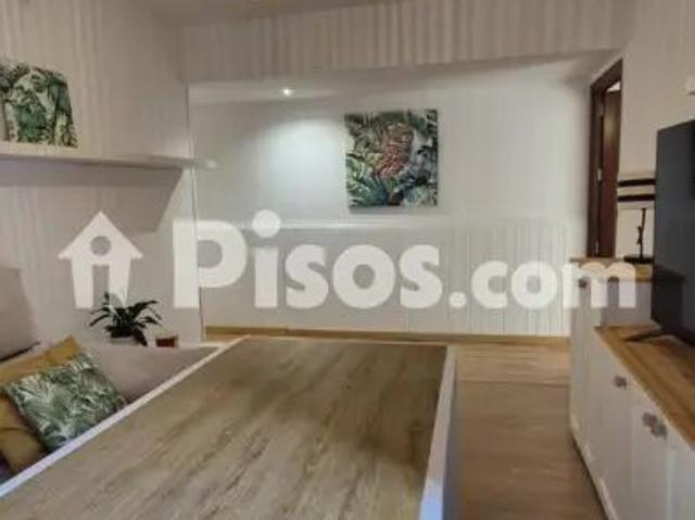 Piso en alquiler en Casco Antiguo