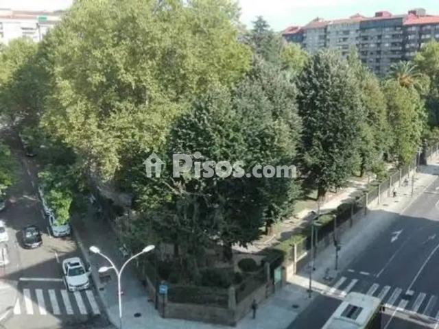 Piso en alquiler en Casco Vello