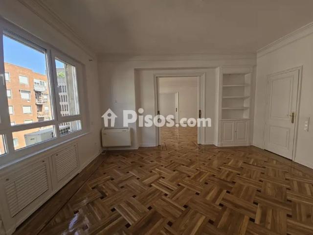 Piso en alquiler en Castellana