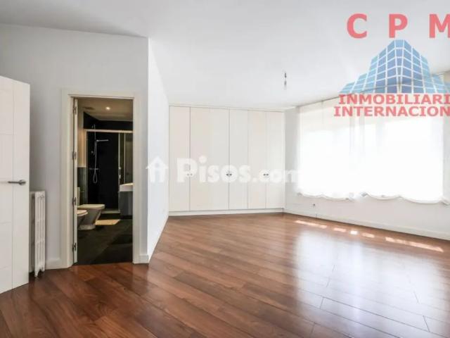 Piso en alquiler en Castellana