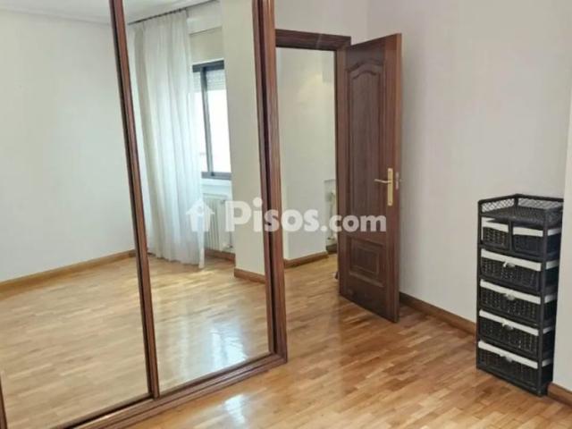 Piso en alquiler en Carmelitas