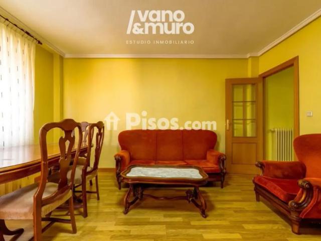 Piso en alquiler en Carmelitas