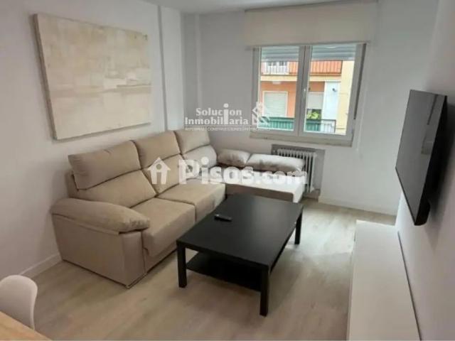 Piso en alquiler en Carmelitas