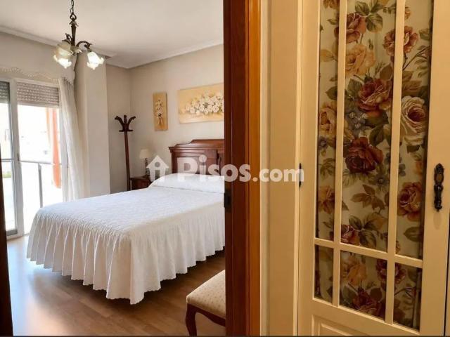 Piso en alquiler en Carrer Benetusser, 3
