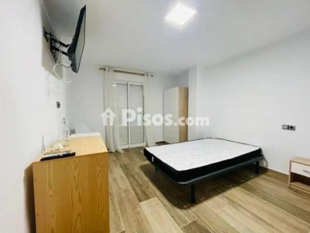 Piso en alquiler en Carrer Bernabé del Campo Latorre