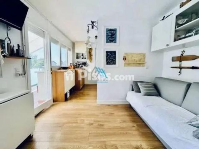 Piso en alquiler en Carrer de Xaloc