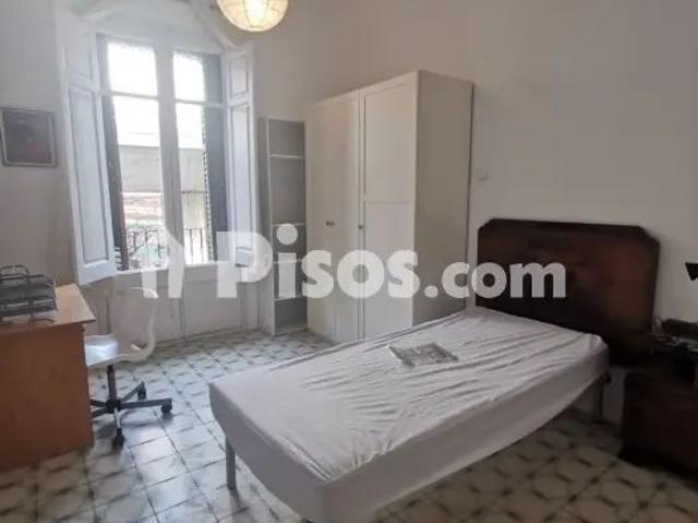 Piso en alquiler en Carrer de Bernat Boades
