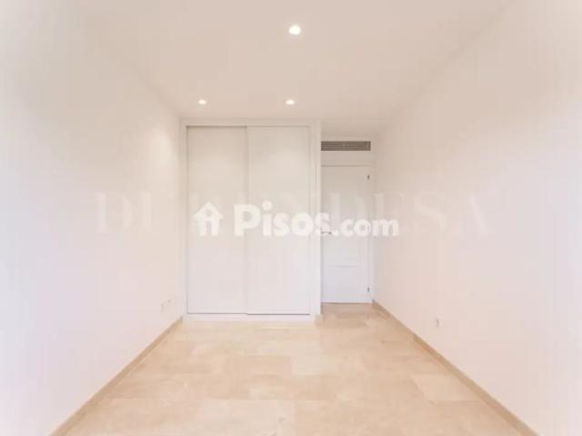 Piso en alquiler en Carrer de Castella la Manxa