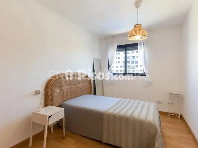 Piso en alquiler en Carrer de la Cantarrana