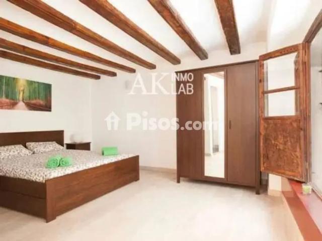 Piso en alquiler en Carrer de la Cendra